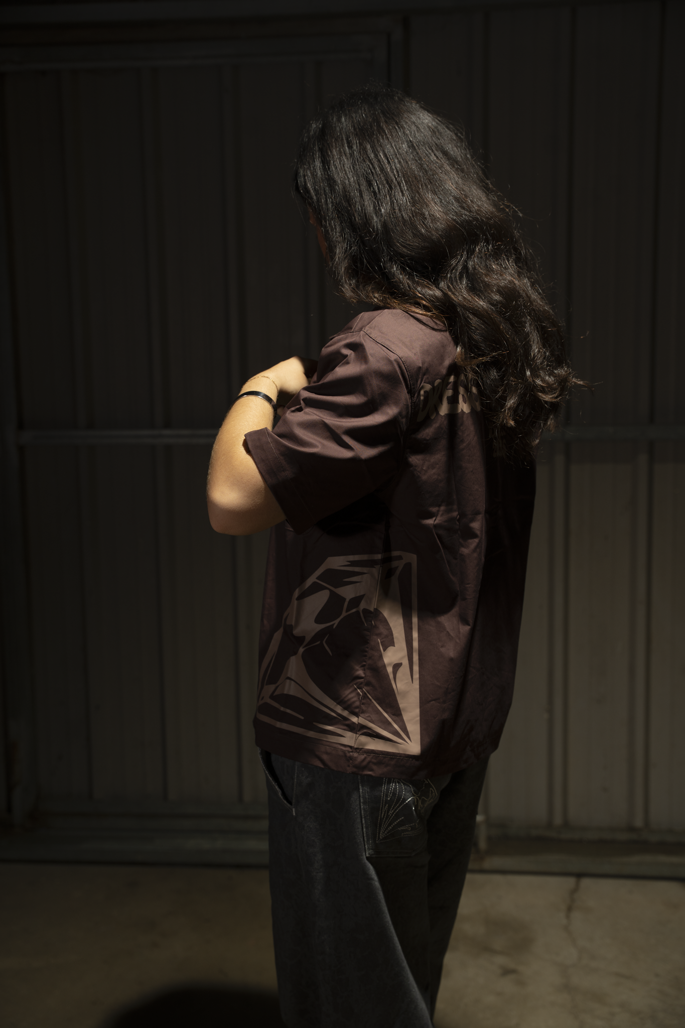 VETERAN CAMISA MARRÓN