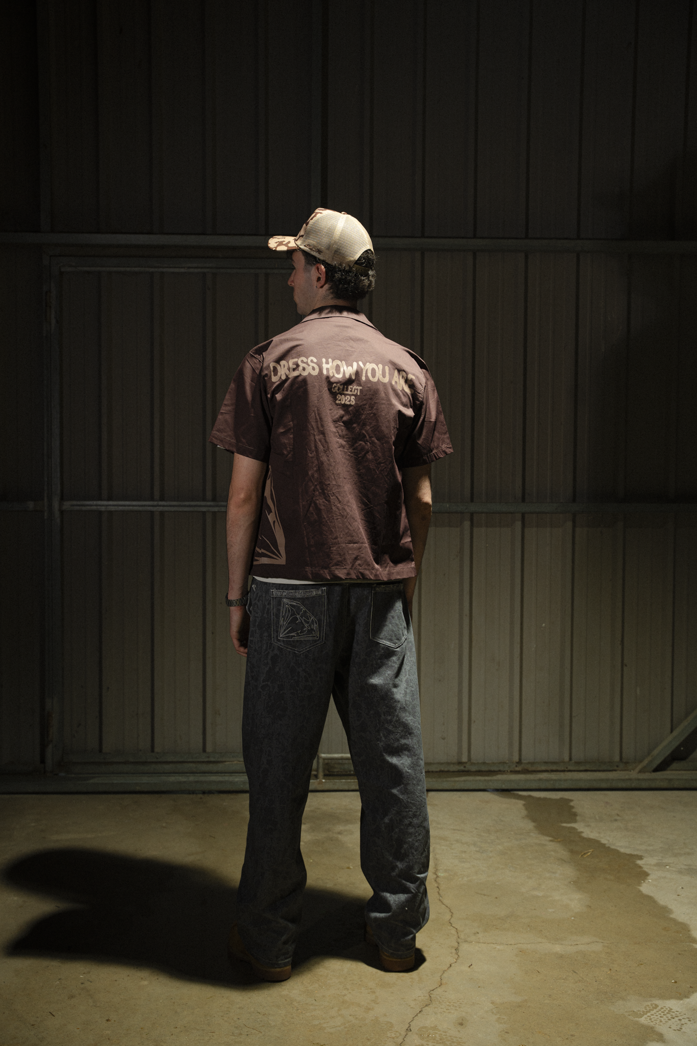 VETERAN CAMISA MARRÓN