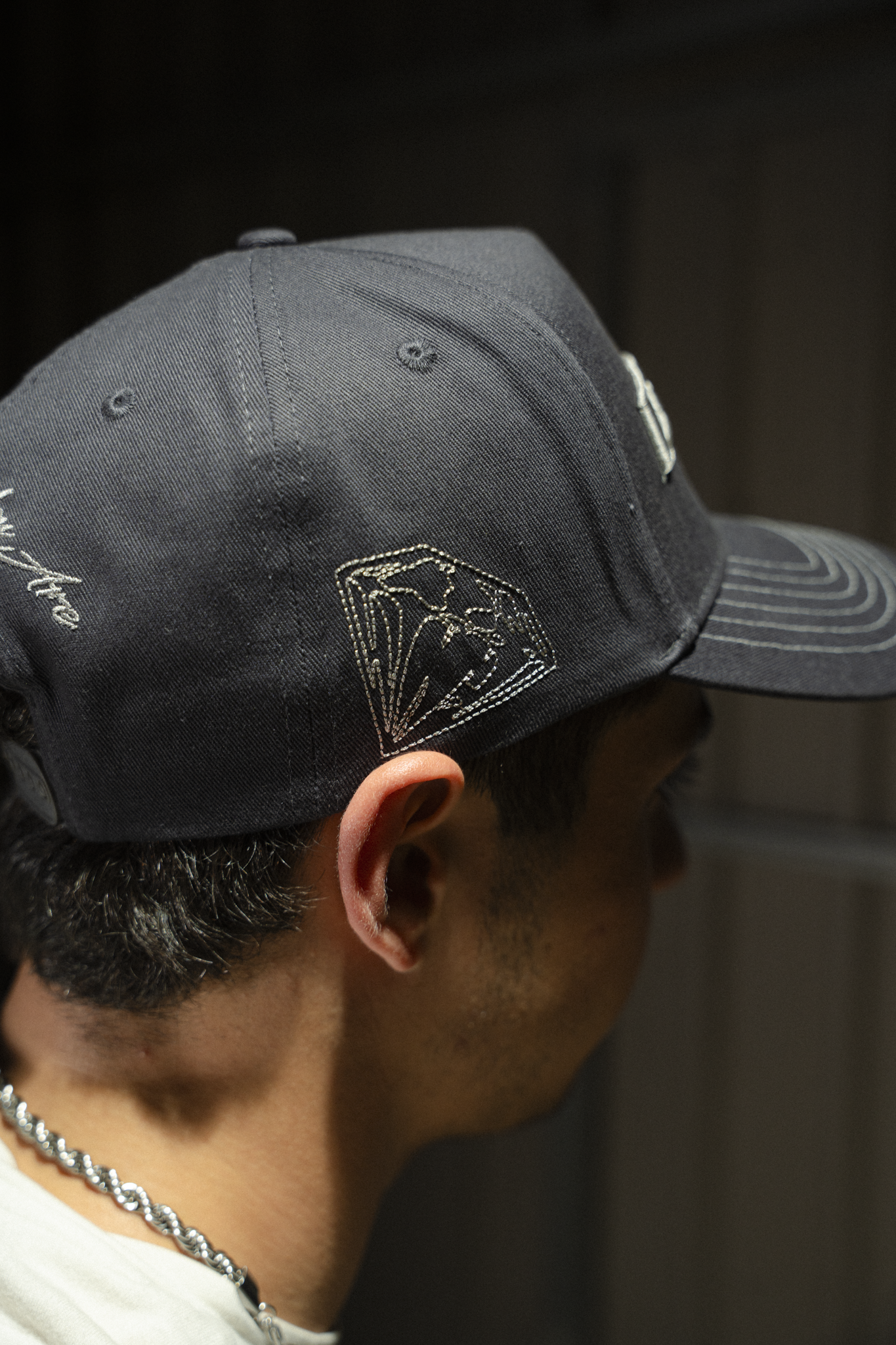 GORRA GRIS BLK